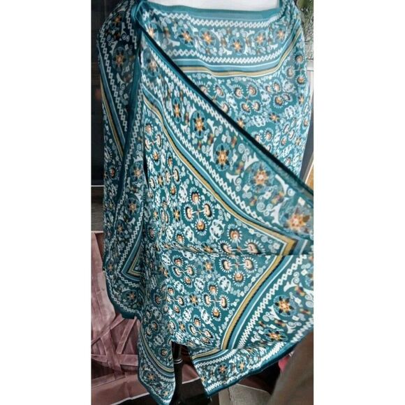 Maxi Studio Blouse Size S Flare Sleeves Lined Elastic Hem Paisley NEW - Picture 5 of 12